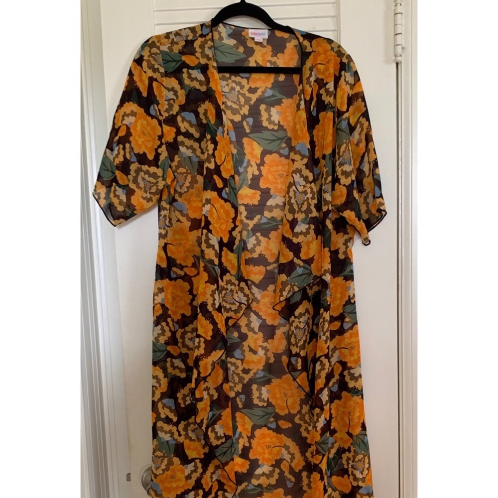 Lularoe Shirley Kimono S